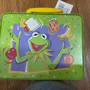 Sesame Street Green and Yellow Lunchbox